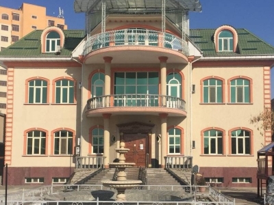 Roof of the World Academy photo